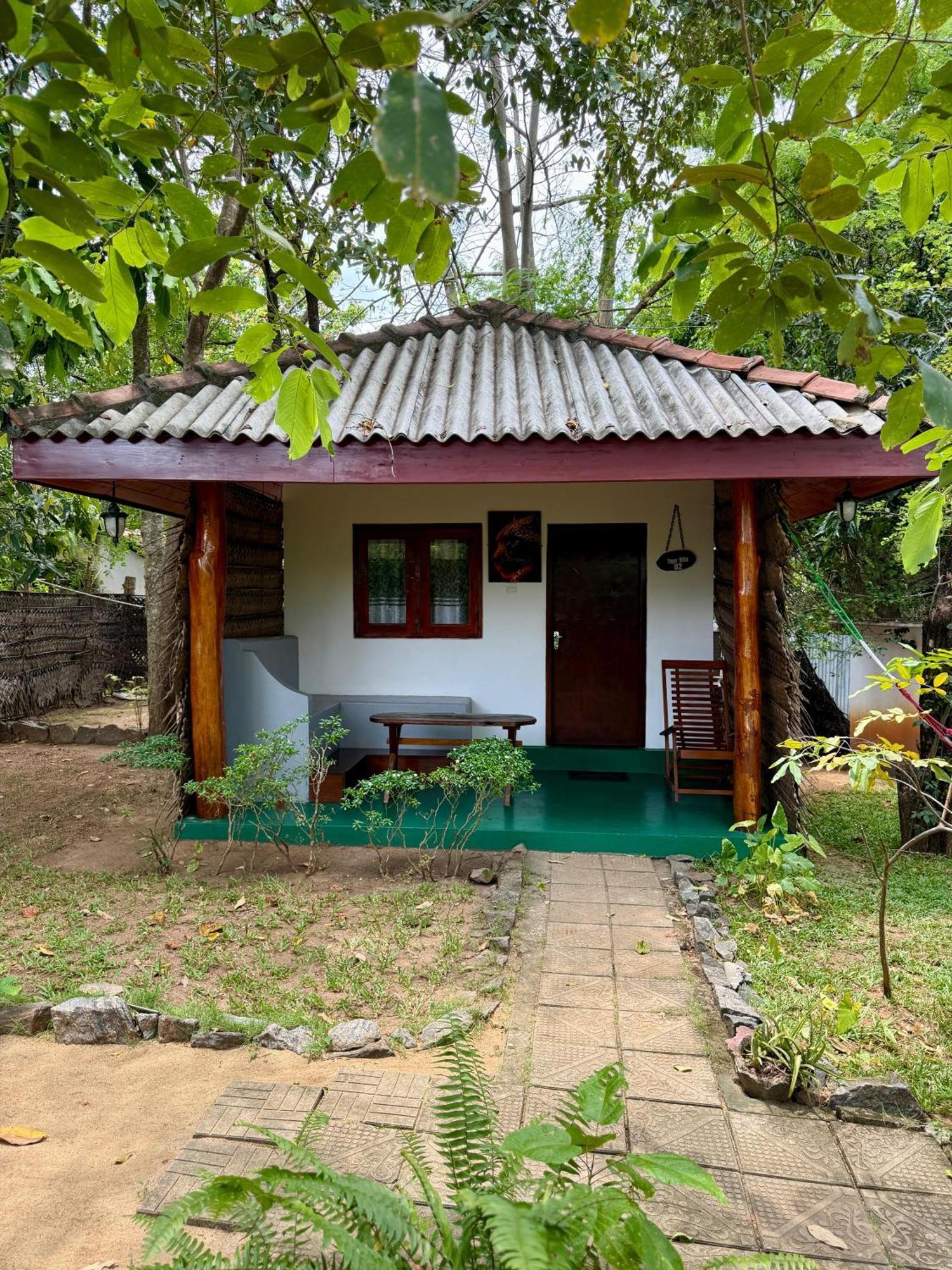 Priya Kandalama